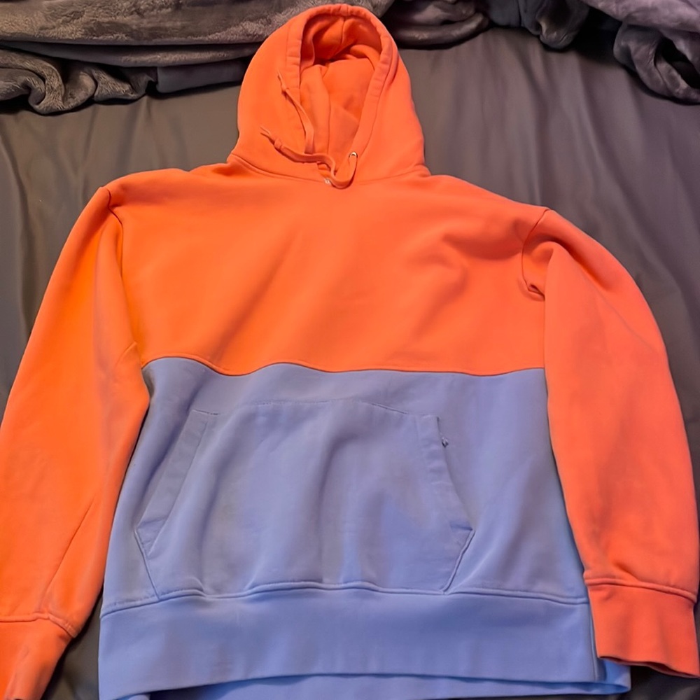 Zine sweatshirt